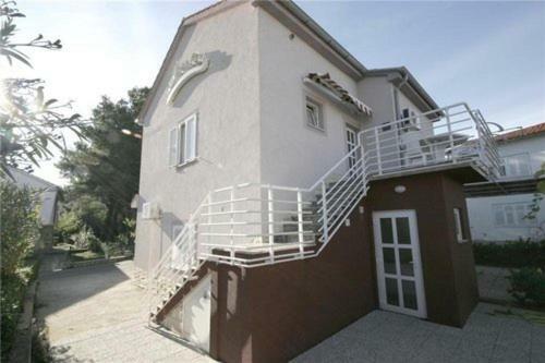Apartmani Irena Jezevac Krk Island ภายนอก รูปภาพ